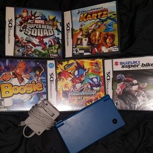 Nintendo DS with charger and 5 games